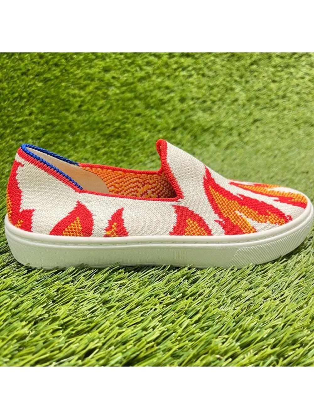 Rothy's The Kids Flame Fire Boys Size 13C White Red Casual Slip On Flats Shoes